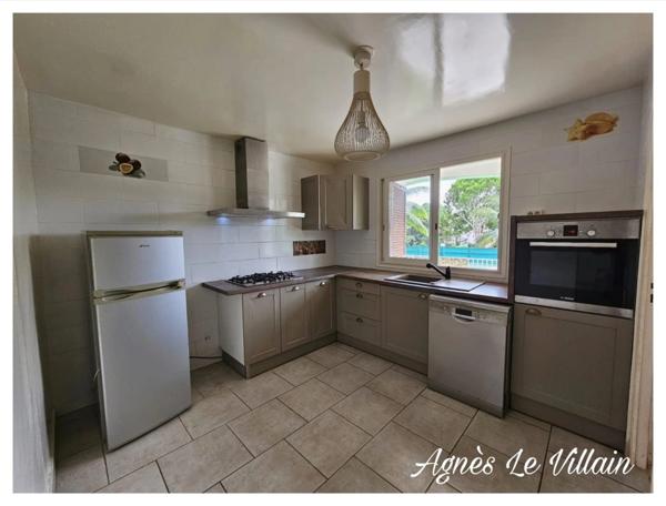 Villa 3 Logements avec Piscine à Saint Protais