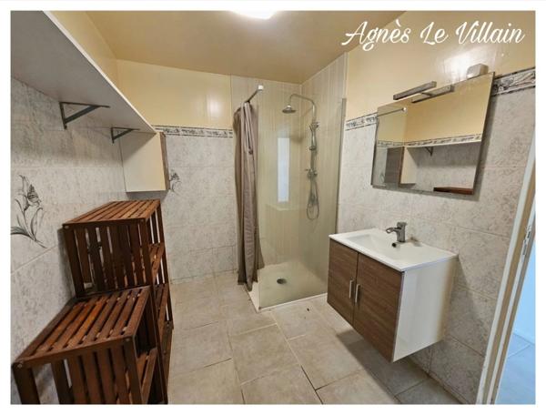 Villa 3 Logements avec Piscine à Saint Protais