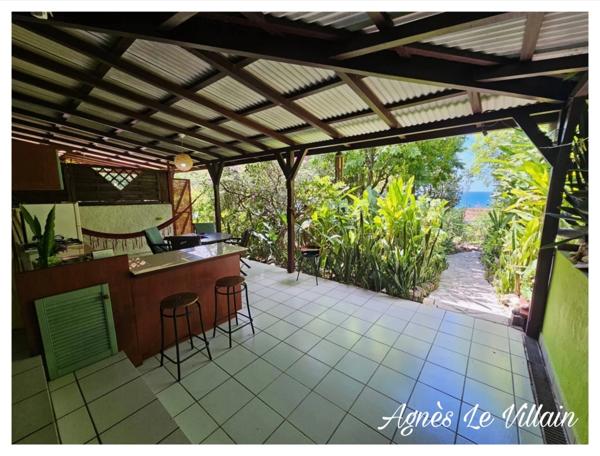 Propriété Maison + Gites sur 9 650 m2 de Terrain