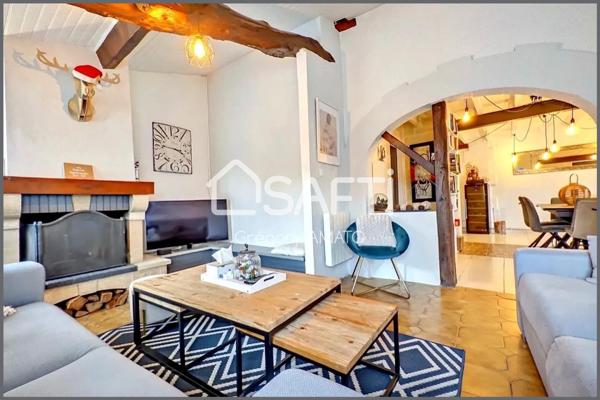 Maison familiale atypique en pierre avec piscine sur Ambares et Lagrave