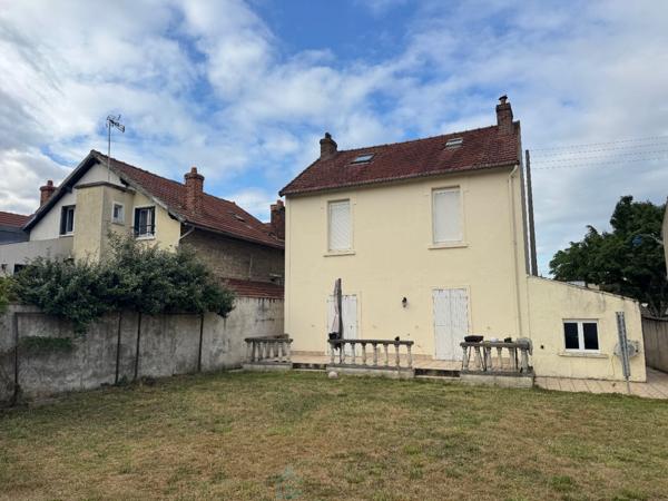 Maison 3 chambres avec jardin et garage