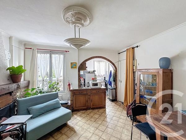 Appartement F3 à vendre  3 pièces - 41,10 m2 ST DENIS - 93