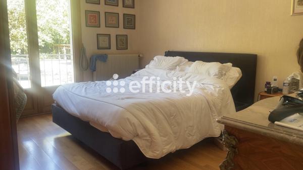 Maison 7 pièces - 180 m²