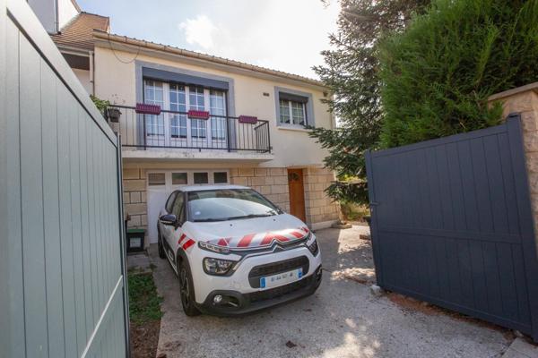 SUPERBE MAISON FAMILIALE