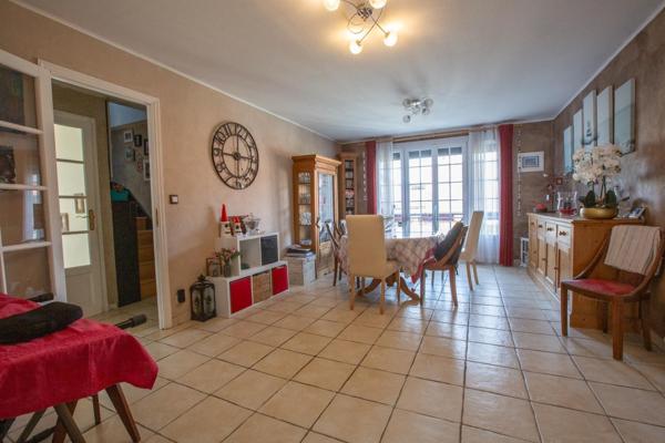 SUPERBE MAISON FAMILIALE