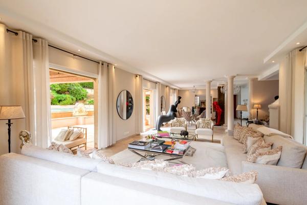 Magnifique villa dans un domaine sécurisé