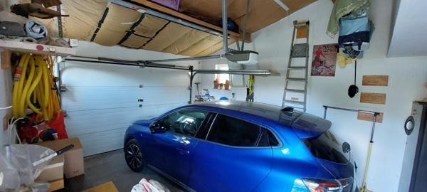 Pavillon familial de 2009, 3 chambres, garage.