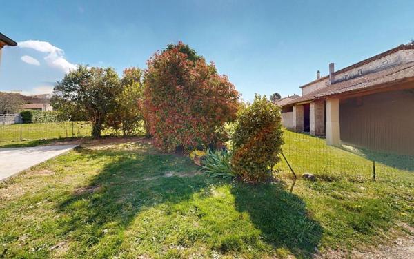 Maison à louer    4 pièces •  Ruoms