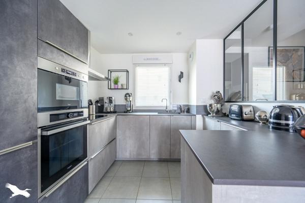 Maison à vendre 359 040 € Saint-Xandre 5 p 90 m² DPE C