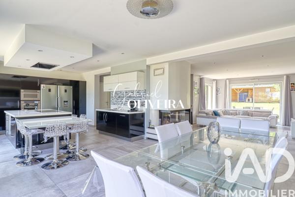 Maison à vendre 7 pièces 210 m² Domont