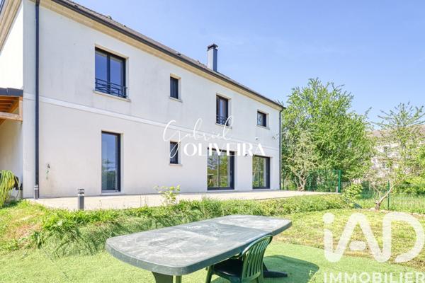 Maison à vendre 7 pièces 210 m² Domont