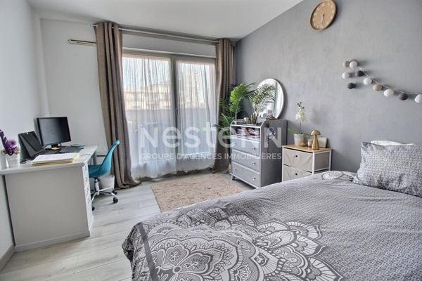 Appartement Courbevoie Duplex 4 pièces _TERRASSE dernier étage_DPE D