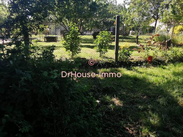 Terrain à vendre de 1 361 m²