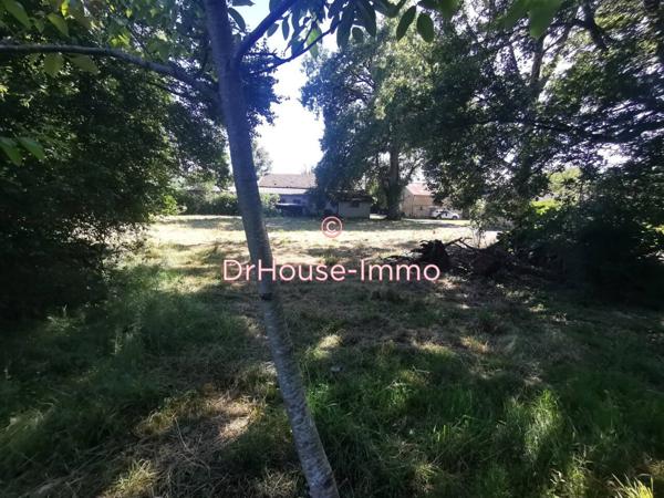 Terrain à vendre de 1 361 m²