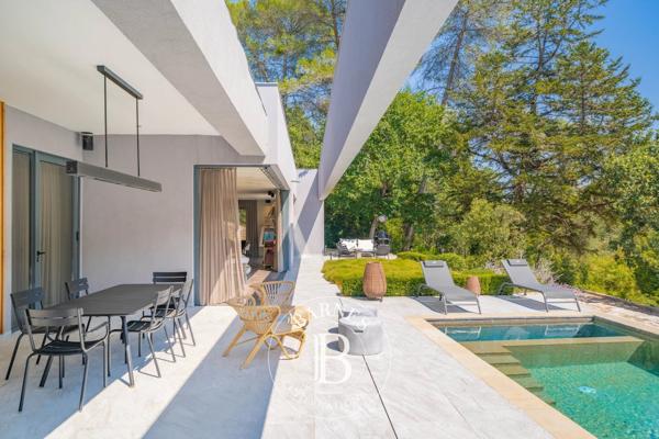 Valbonne, Villa 4 Chambres -  260 m² à vendre