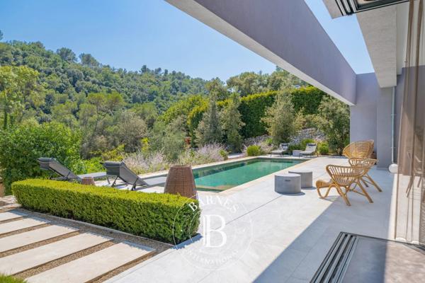 Valbonne, Villa 4 Chambres -  260 m² à vendre