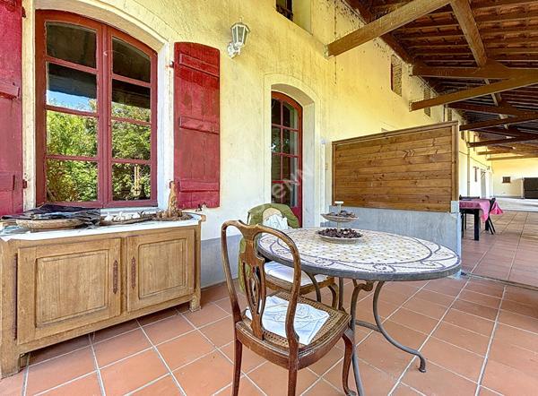 Propriété à fort potentiel proposant environ 900 m² total ! Gîtes, Centre Équestre, Loisir à Montauban