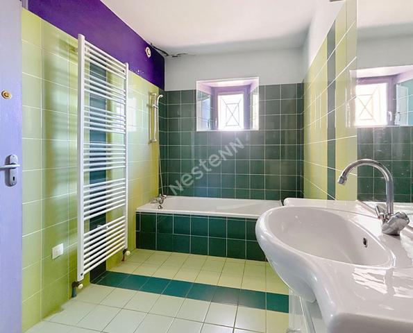 Propriété à fort potentiel proposant environ 900 m² total ! Gîtes, Centre Équestre, Loisir à Montauban