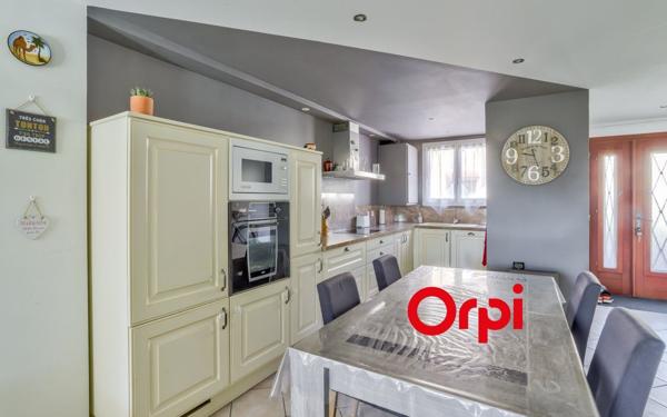 Maison à vendre    5 pièces •  Pierre-Bénite