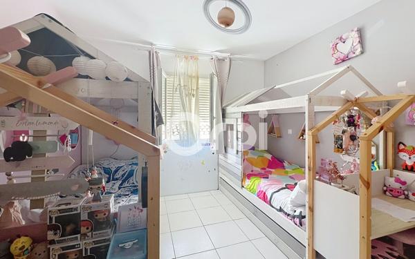 Maison à vendre    6 pièces • 162,75 m2 Roquebrune-sur-Argens