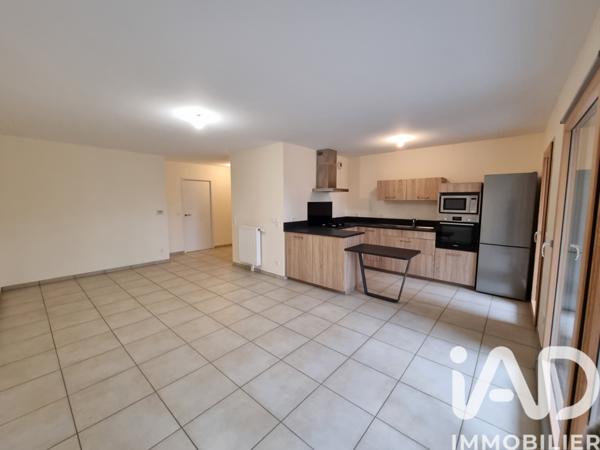 Location appartement 3 pièces 72 m² Veauche