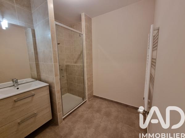 Location appartement 3 pièces 72 m² Veauche