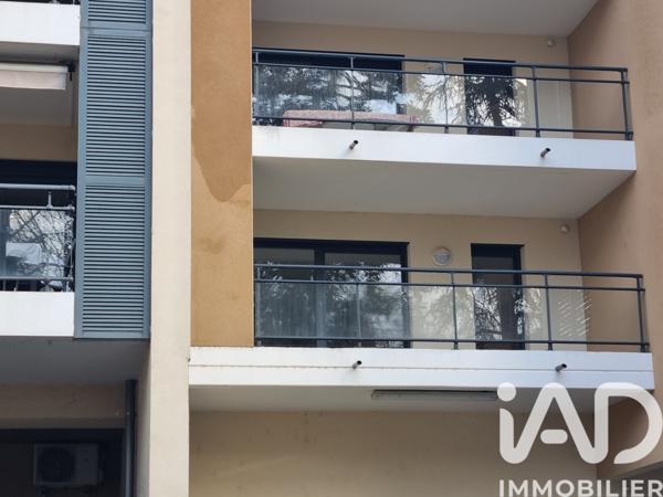 Location appartement 3 pièces 72 m² Veauche