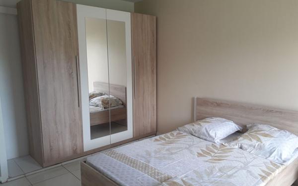 Appartement à louer    3 pièces •  Les Abymes