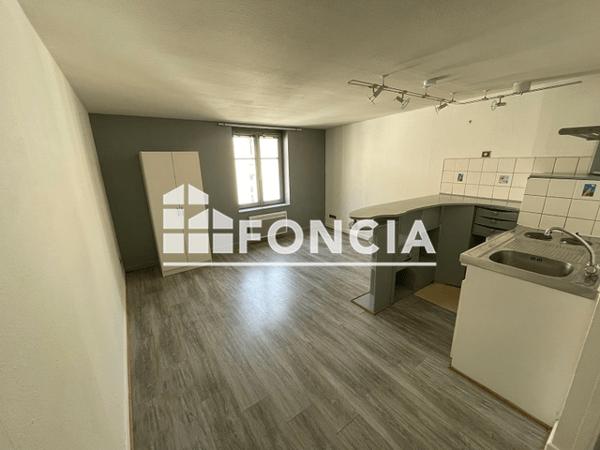 Location Studio 23 m² - 68 RUE DES PONTS Nancy. 54000