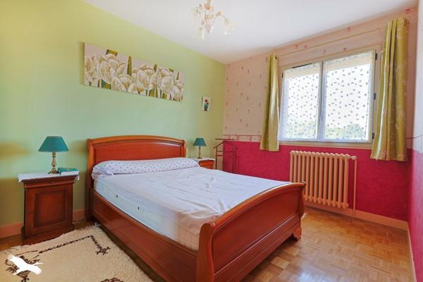 Maison à vendre 210 400 € Vélines 5 p 133 m² DPE D