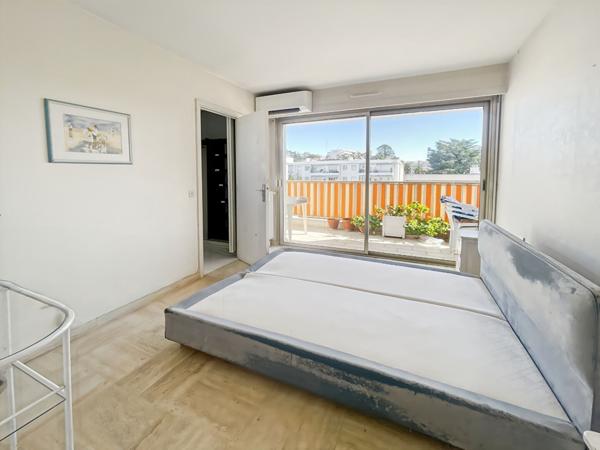 Grand 3/4 P PROCHE CROISETTE à rénover!