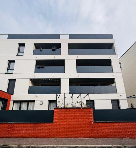 Appartement Toulouse 2 pièce(s) 44.44 m2 RECENT AVEC TERRASSE ENTRE AMIDONNIERS ET BAZACLE