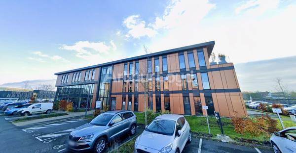 Bureaux à louer à Lesquin espaces modulables et services sur site