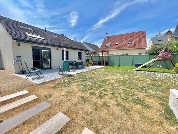 MAISON MEUBLEE CHAMPS GUILLAUME Loyer 2 400 €/mois **  - Référence  2107