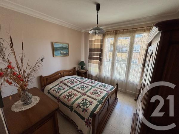 Appartement F4 à vendre  4 pièces - 94,63 m2 NIMES - 30