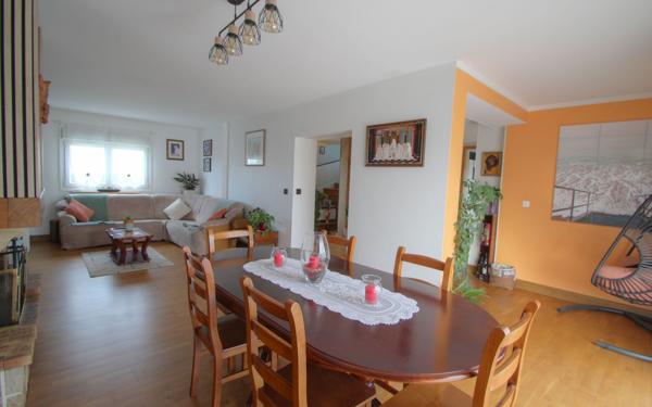 Maison à vendre    6 pièces • 160 m2 Saint-Jean-de-la-Ruelle