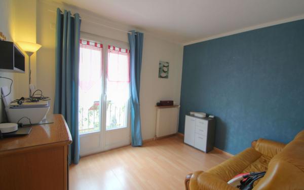 Maison à vendre    6 pièces • 160 m2 Saint-Jean-de-la-Ruelle