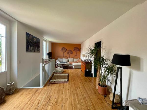 Appartement à vendre    4 pièces • 107,51 m2 Biarritz
