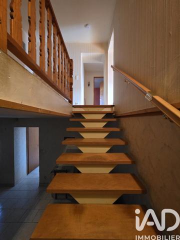 Maison à vendre 7 pièces 201 m² Fleurey-lès-Faverney