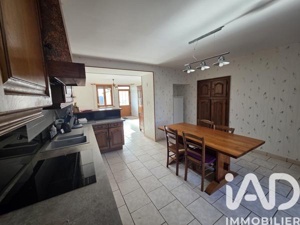 Maison à vendre 7 pièces 201 m² Fleurey-lès-Faverney