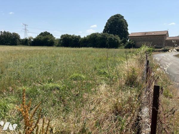 AIGONDIGNE, Thorigné, parcelle de terrain constructible de 584 m² 