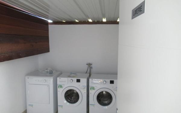 Appartement à louer    2 pièces •  Remire-Montjoly