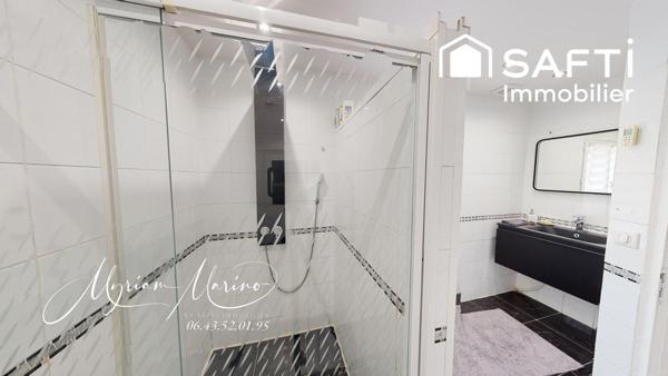 SAINT-AYGULF – VILLA VUE MER AVEC PISCINE - SAINT AYGULF (83370)