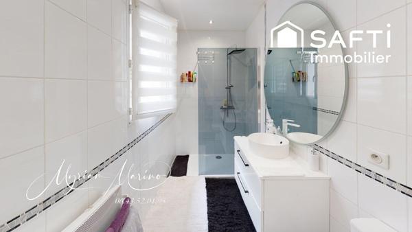 SAINT-AYGULF – VILLA VUE MER AVEC PISCINE - SAINT AYGULF (83370)