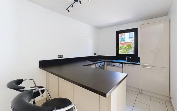 Appartement à vendre    1 pièce • 31,87 m2 Fréjus