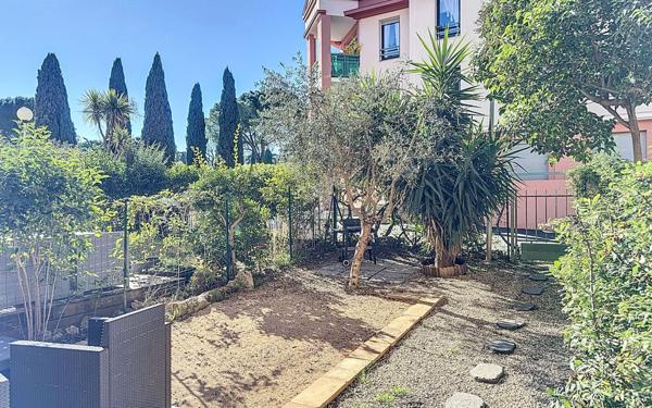 Appartement à vendre    1 pièce • 31,87 m2 Fréjus