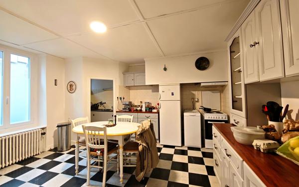 Maison à vendre    4 pièces • 105 m2 Mazamet