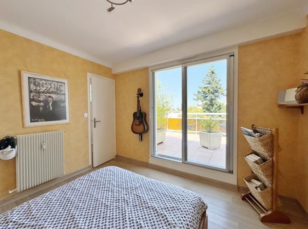 Maison  7 pièce(s)  4 chambre(s)  169.02 m²