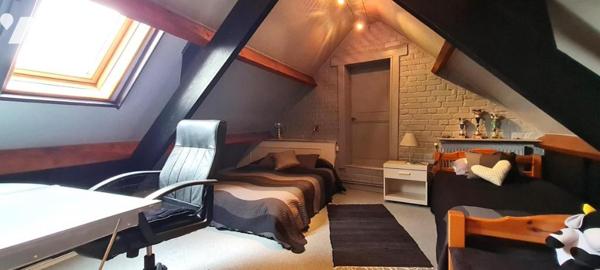JAUX, Belle maison ancienne 3 chambres