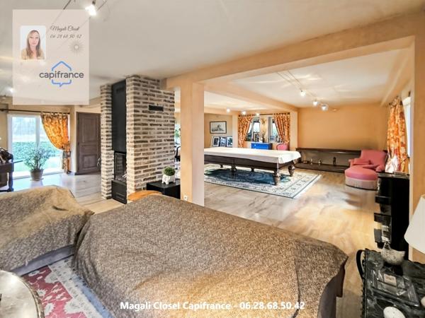 Maison d'architecte 9 pièces, 350 m2 env, en centre Bourg